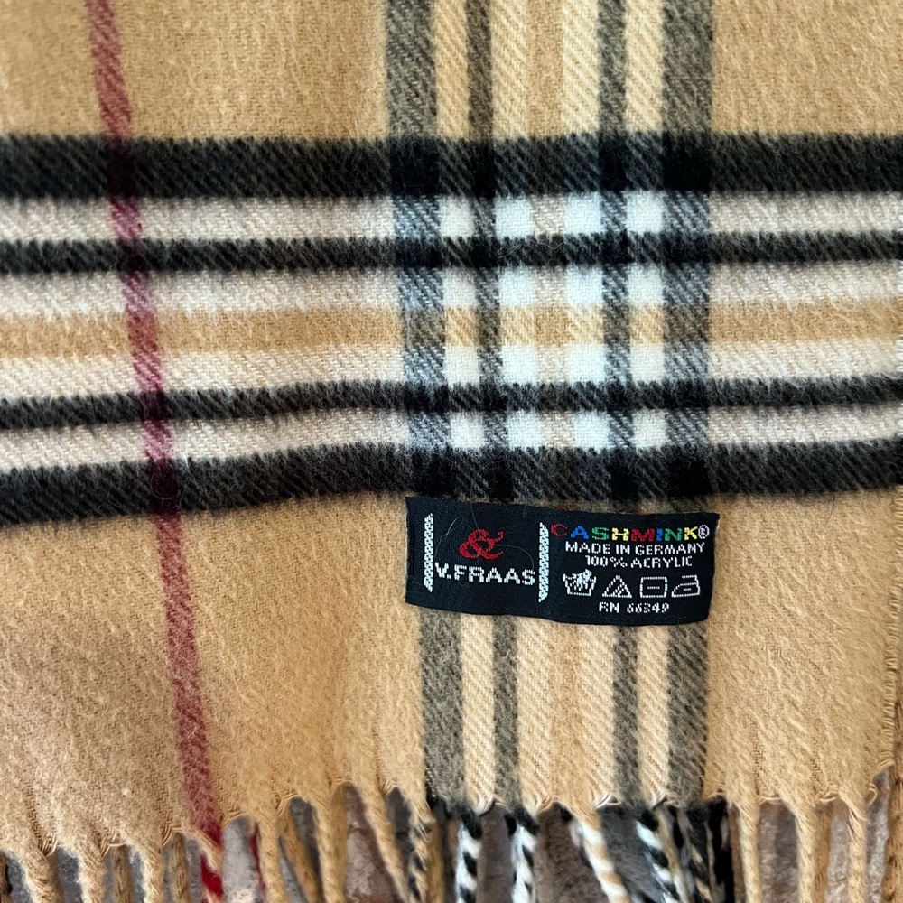 V. FRAAS Beige and Black Checkered Scarf